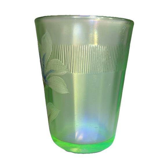 Antique Fenton Carnival Green Vaseline Glass Painted Daisy Flower Tumbler Cup 4” - Picture 9 of 9